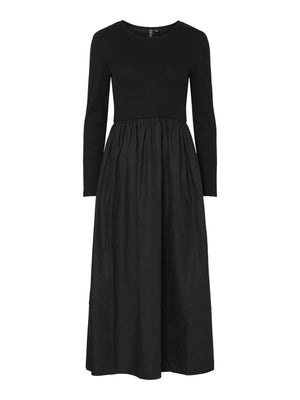 Dulla Long Sleeved Dress - Black